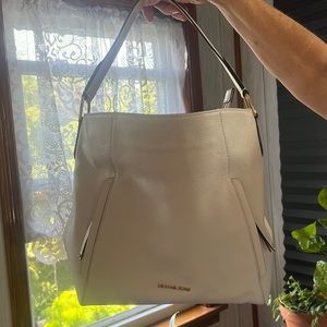 Michael Kors Large Hobo Shoulder Bag “Evie”